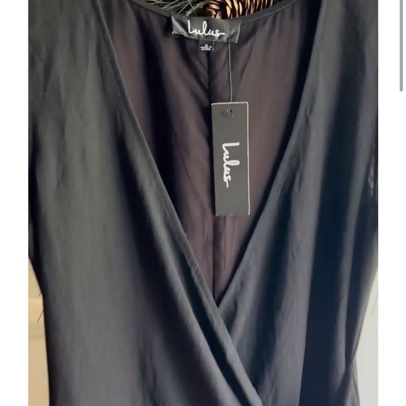 Lulu’s Meridian black wrap dress new with tags size small - Picture 2 of 12